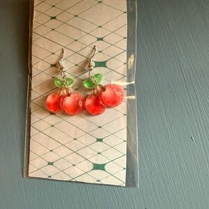 Elegant Red and Green Dangle Earrings